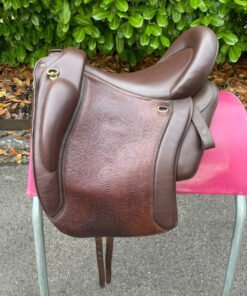 Iberosattel Doma Classica moro 18 Baroque saddle