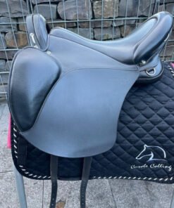 Sommer Genesis Air 17.5 Black Motion Trail Riding Saddle