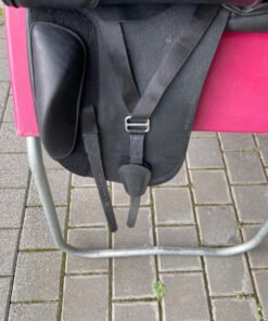 Tech 1 Dressursattel schwarz 17