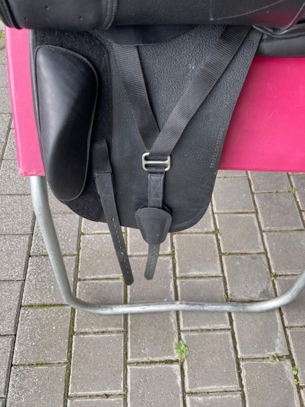 Tech 1 Dressursattel schwarz 17